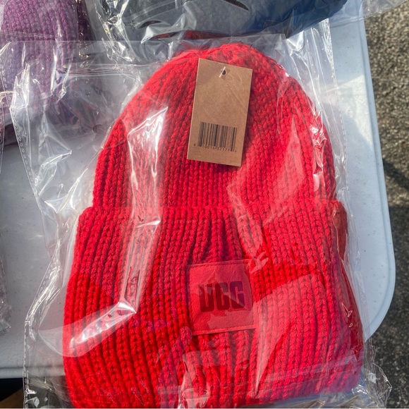 UGG Other - UGG Kids Bright Red Knit Beanie